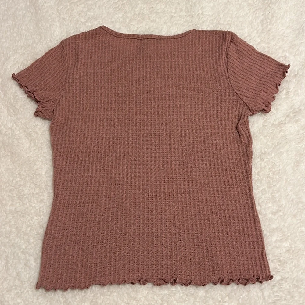 Forever 21 Pink Textured Baby Tee! Size S - Picture 3 of 3